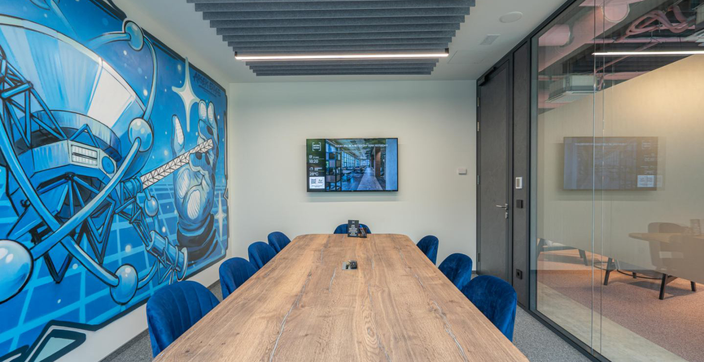 OmniChannel Meeting Room Solution